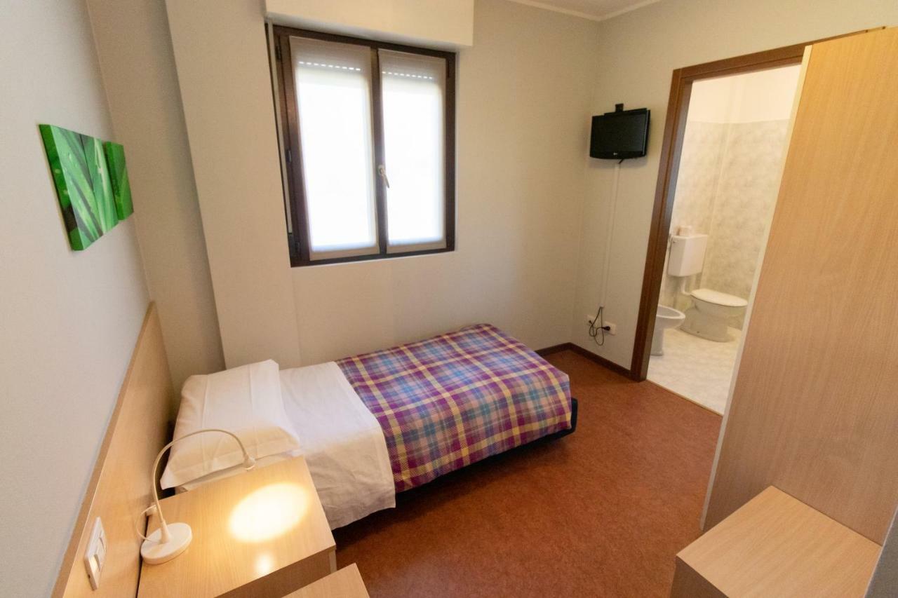Hotel Del Boschetto Poggiridenti Exteriör bild