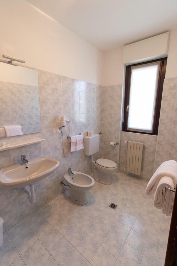 Hotel Del Boschetto Poggiridenti Exteriör bild